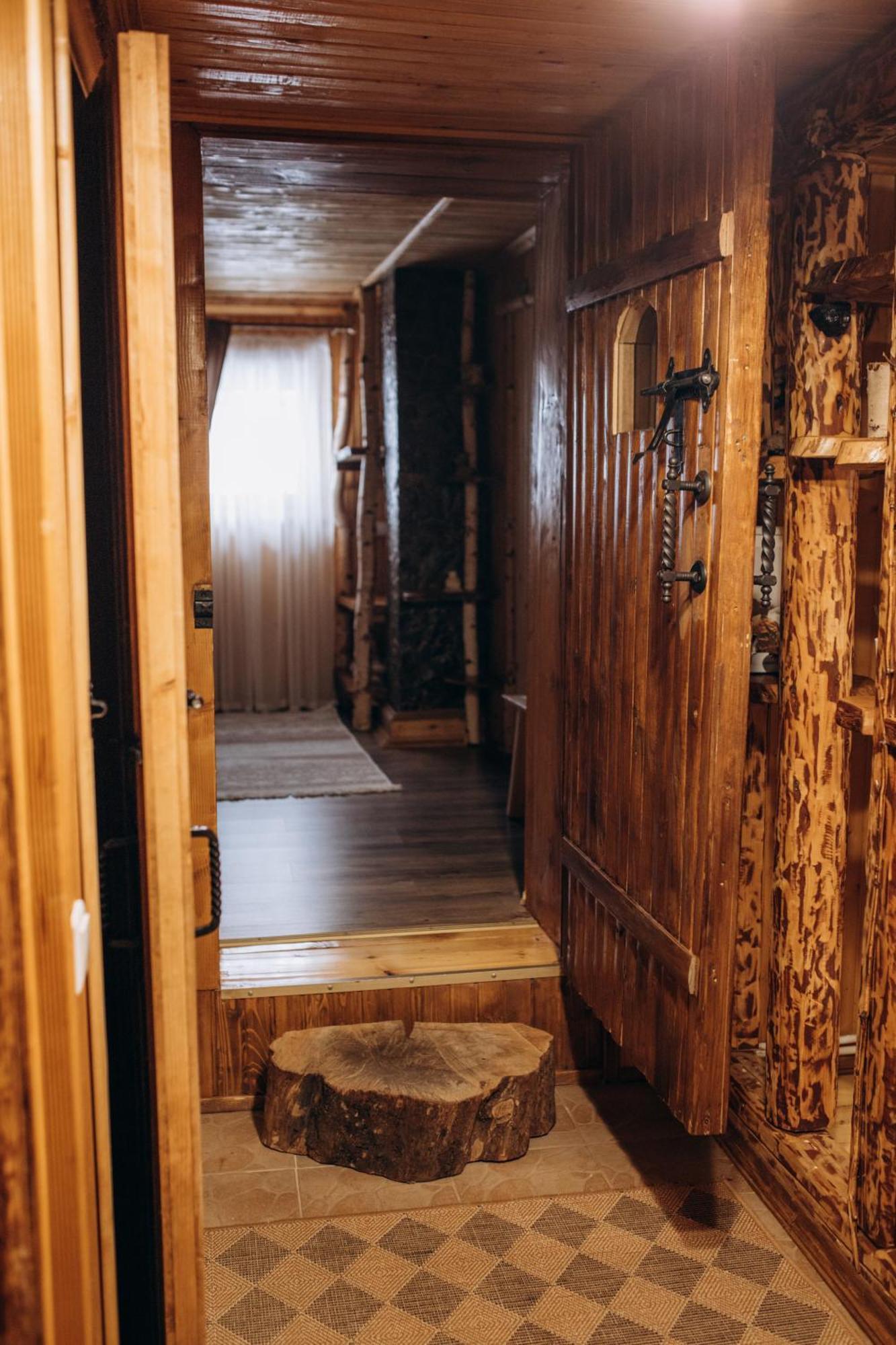 Dolyna Mykolaya Villa Mihovo Szoba fotó